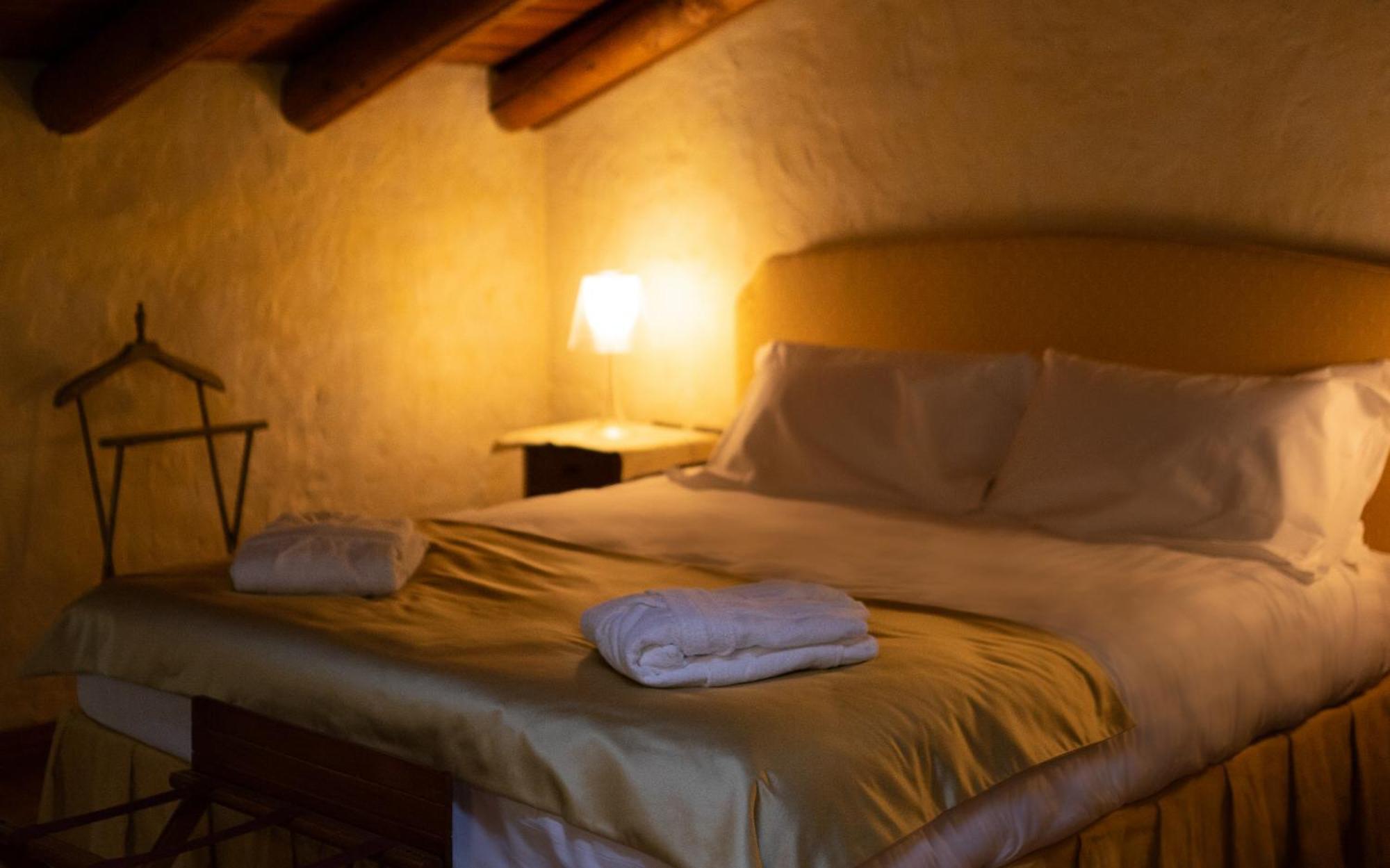 Relais La Magioca -Adults Only- Bed & Breakfast เนกรา ภายนอก รูปภาพ